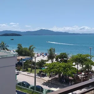 ilha-moradas-apto-401.santa-catarina-brasil.com/
