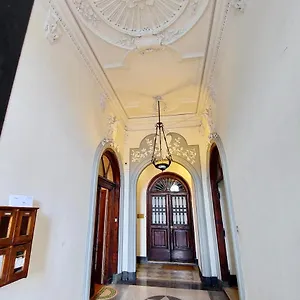 Appartement Cavour 2 Bedrooms, Rome